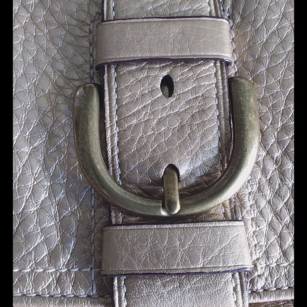 Coach - Picture 3 of 9